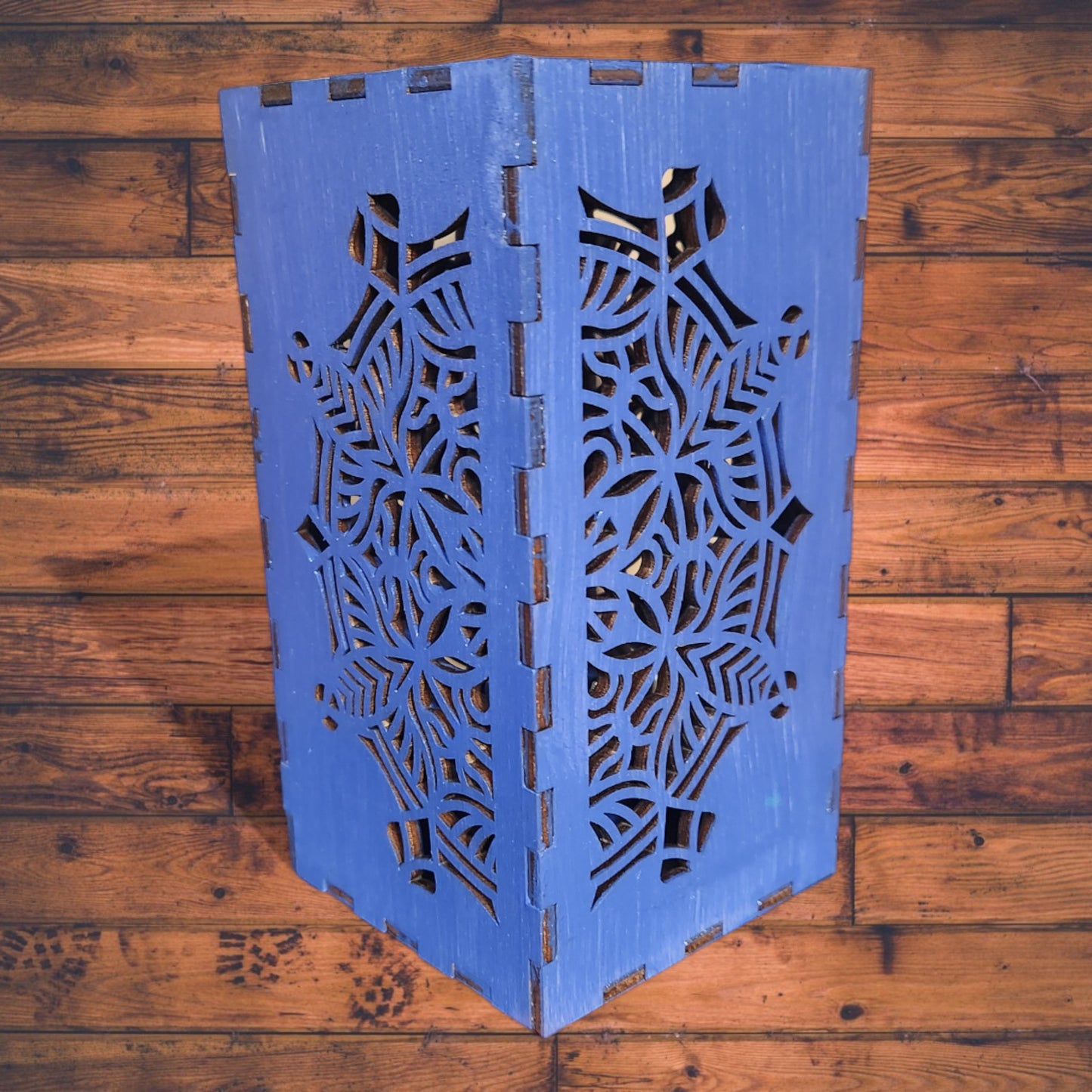 Medium Blue Lantern 2