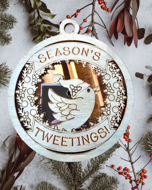 Christmas Fun Pun Ornament - Season's Tweetings!