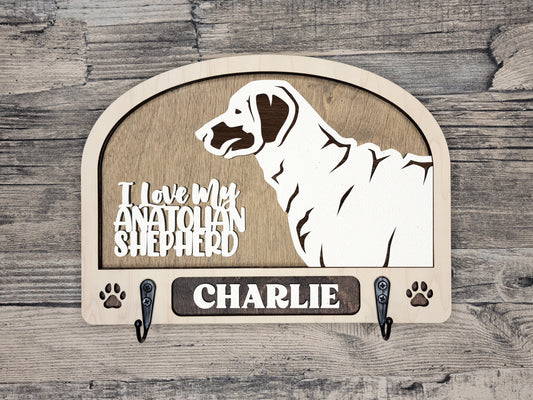 Anatolian Shepherd Leash Holder
